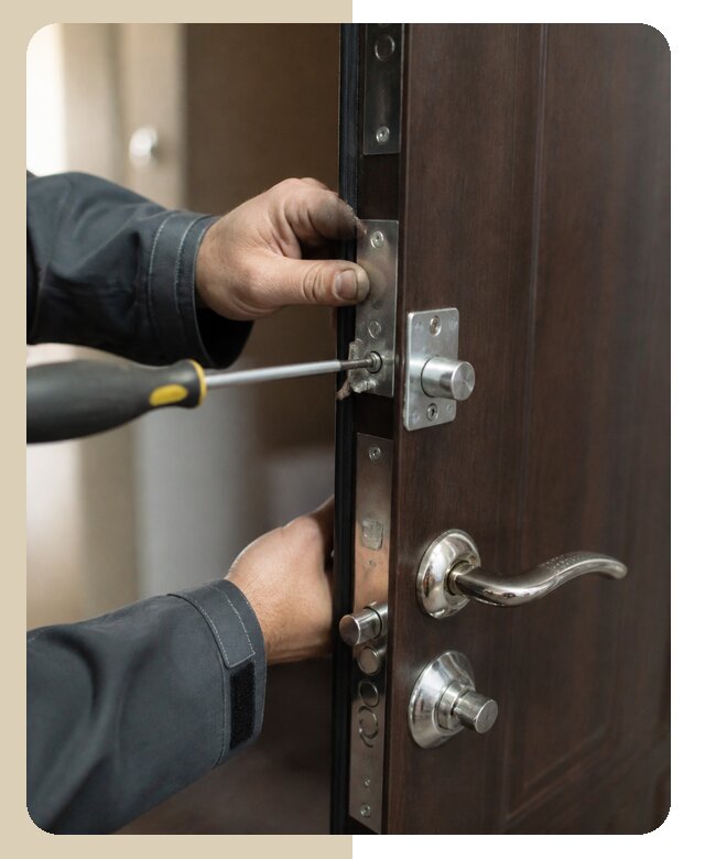 Профессиональная замена ночной задвижки на двери в Протвине